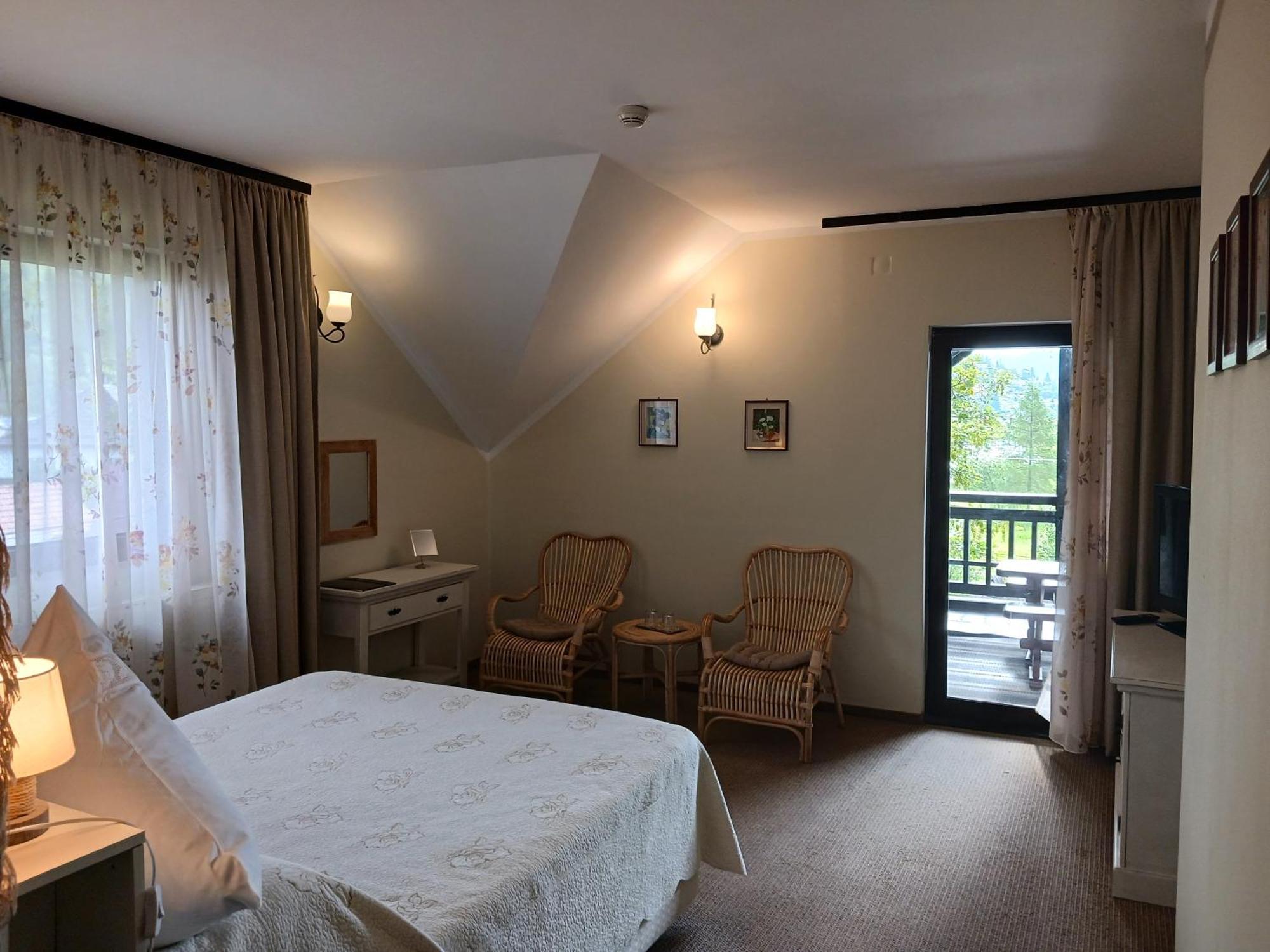 Casa Calin Hotel Vama  Buitenkant foto