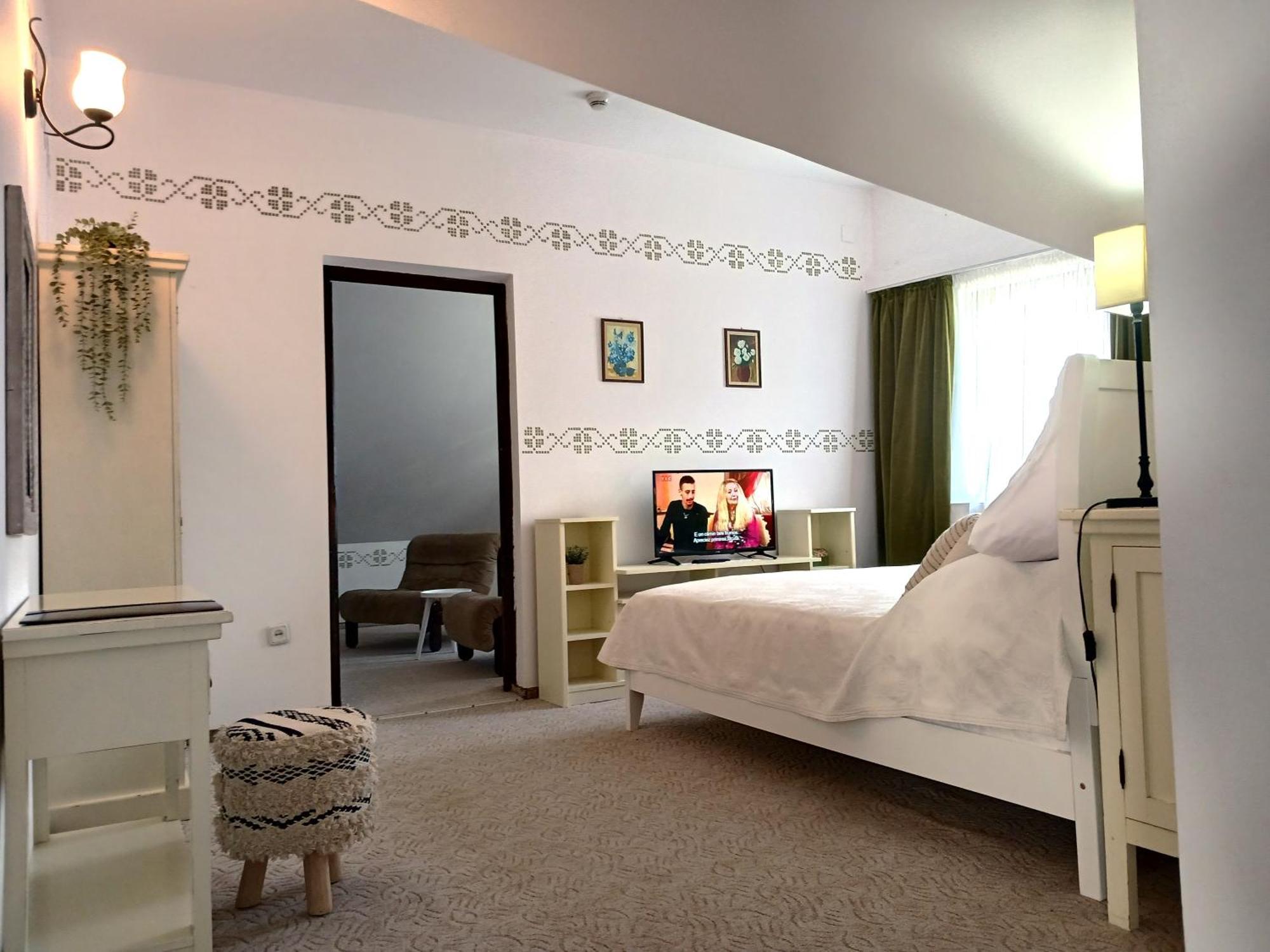 Casa Calin Hotel Vama  Buitenkant foto